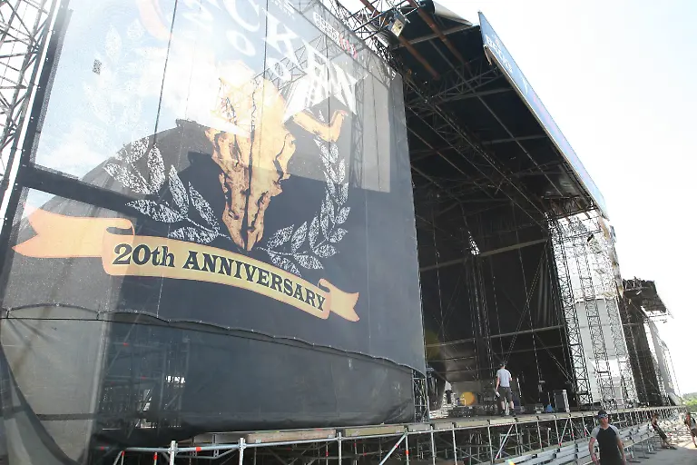 2li50158-jpg6799842572349544760