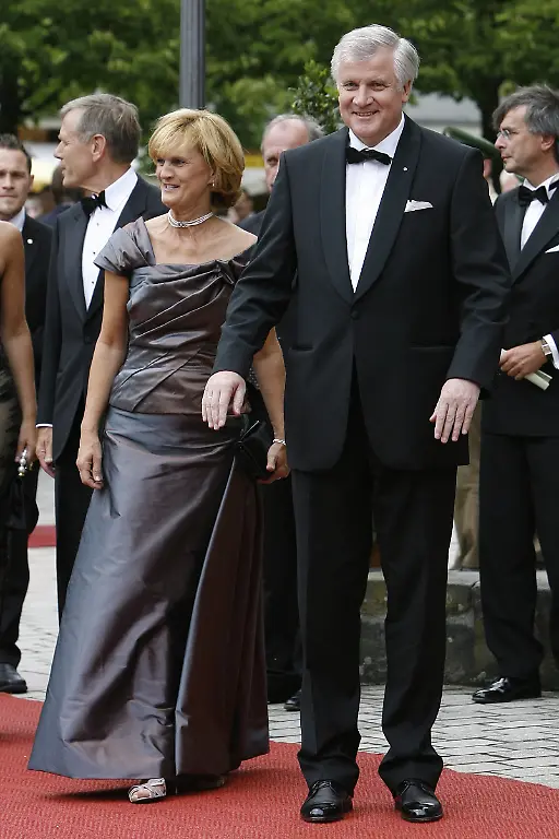 2lgi4026-jpg4396671387324776319