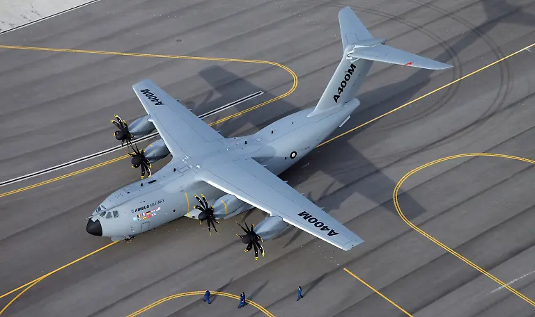 2lfo5520-jpg1880445480206420911