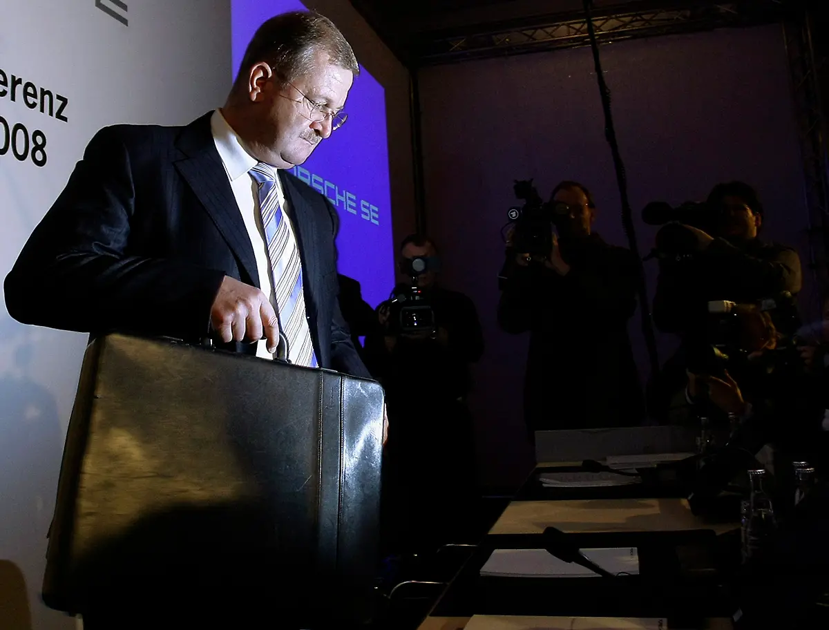 BER97-PORSCHE-0723-03-JPG4596685549634591138