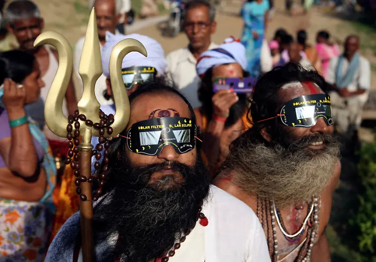 India-Asia-Eclipse-ALL104-350111922072009
