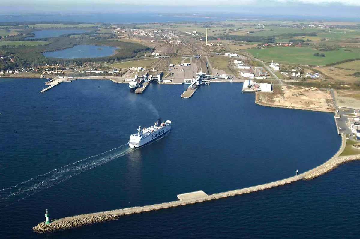 Faehrhafen-Sassnitz-Mukran-Ruegen