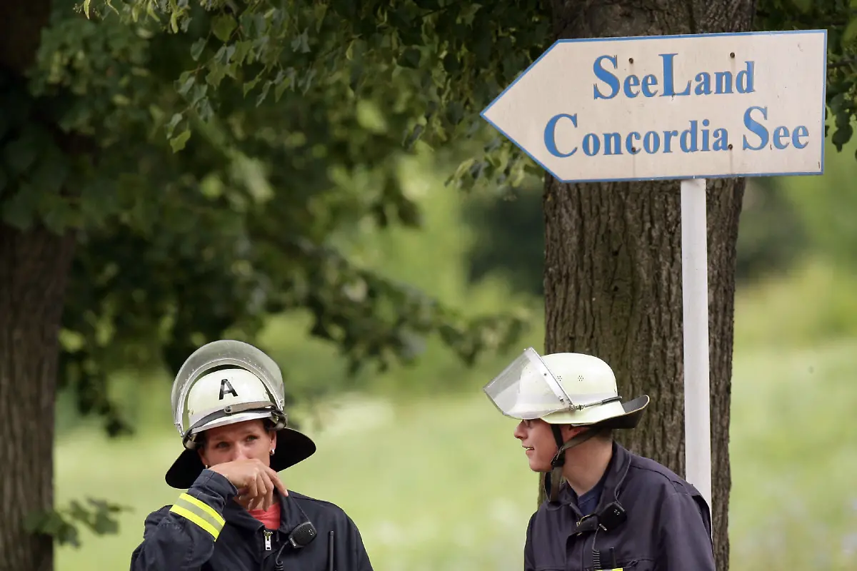 2lce4103-jpg2429504138518643544