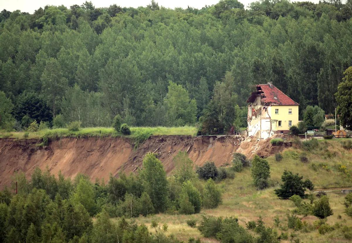 2lbo5532-jpg1555384512528764920