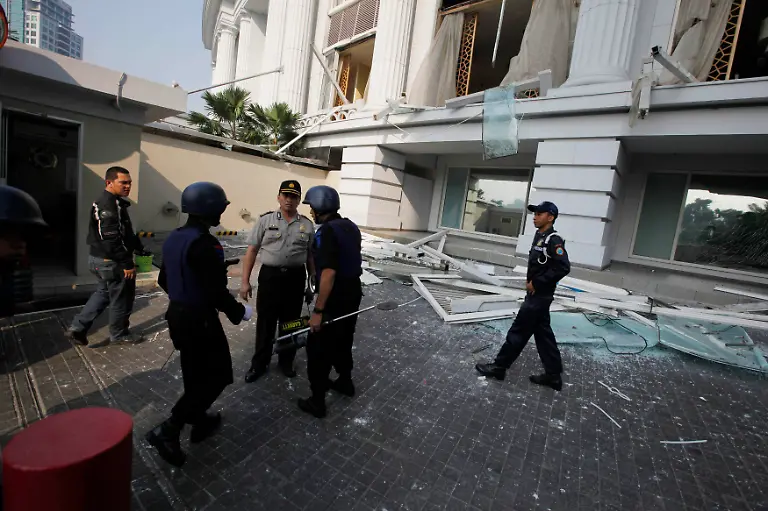 JAK18-INDONESIA-EXPLOSIONS-0717-1A-JPG3397120547208319641