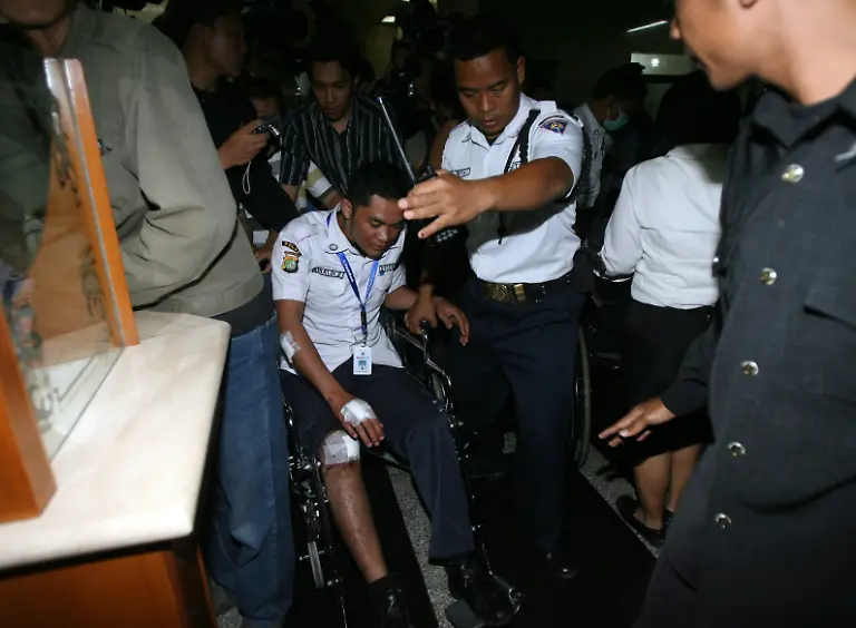 2lav3731-jpg5796827773406081397