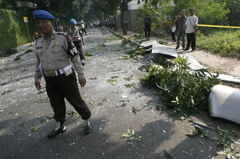 Indonesia-Explosions-JAK115-jpg8718254126294621139