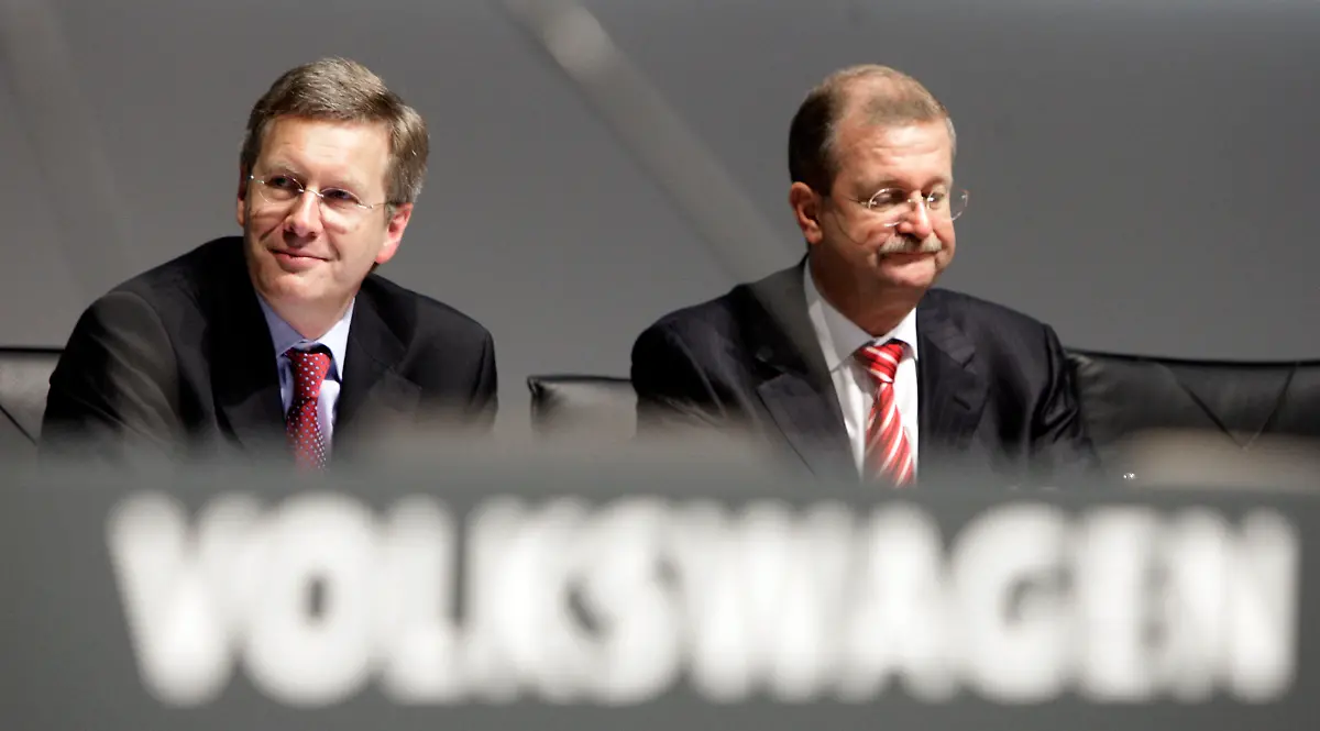 DEU-Porsche-Betriebsversammlung-FRA113-jpg3525269135631499922