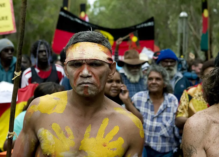 Australien-aborigines-bemalt