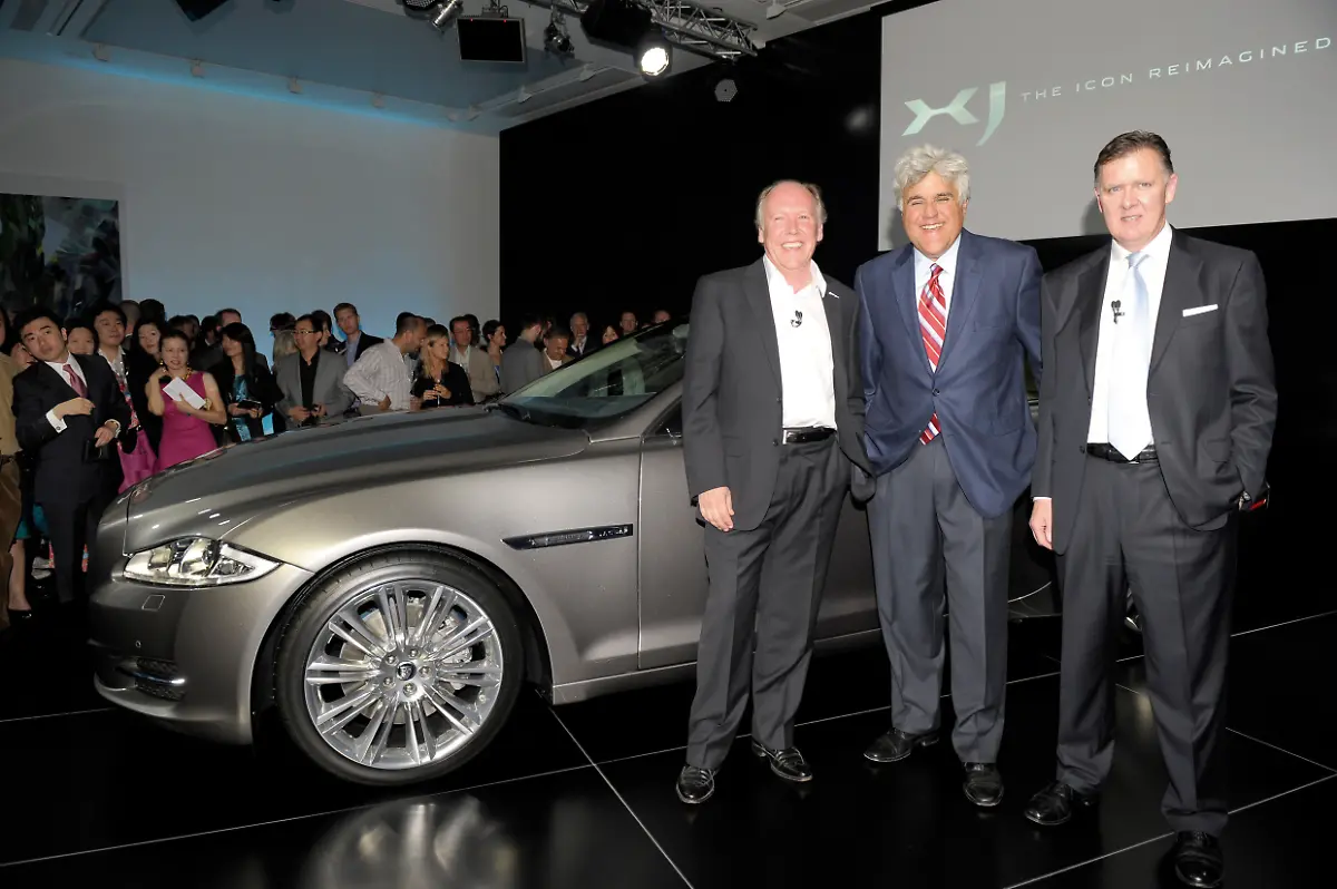 XJ-MY2010-04-ICallum-JLeno-MODriscoll-lo