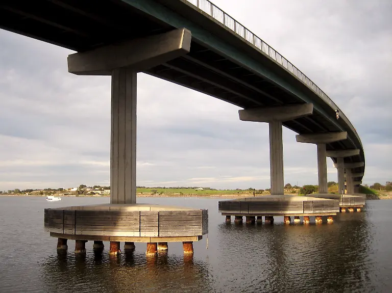 Hindmarch-Bruecke-Murray-Goolwa-suedaustralien