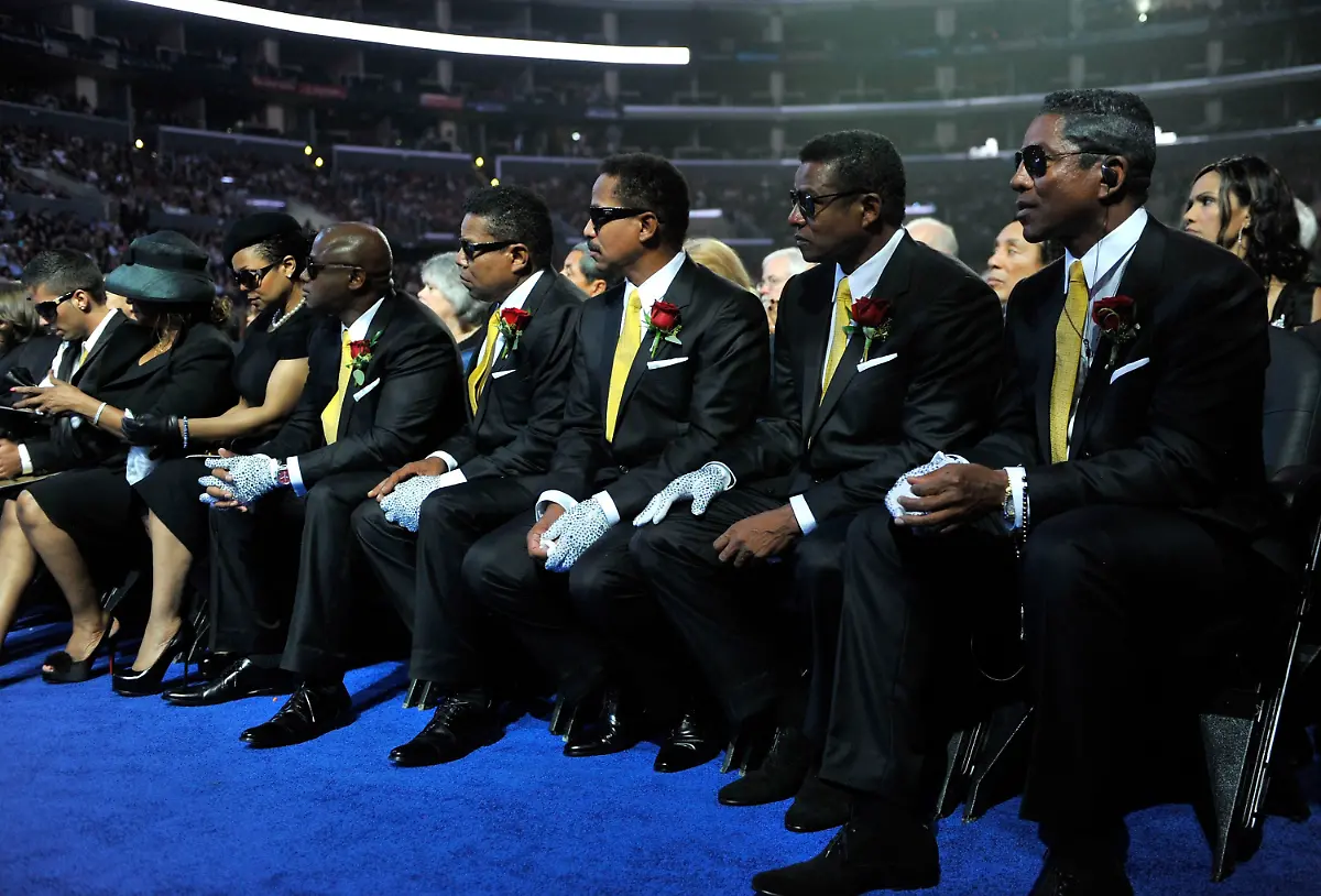 2l4m1515-jpg2129309514748197835