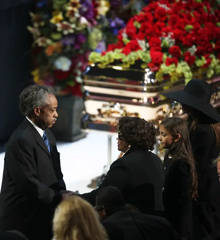 MJM025-PEOPLE-JACKSON-0707-11-JPG765688625639809186