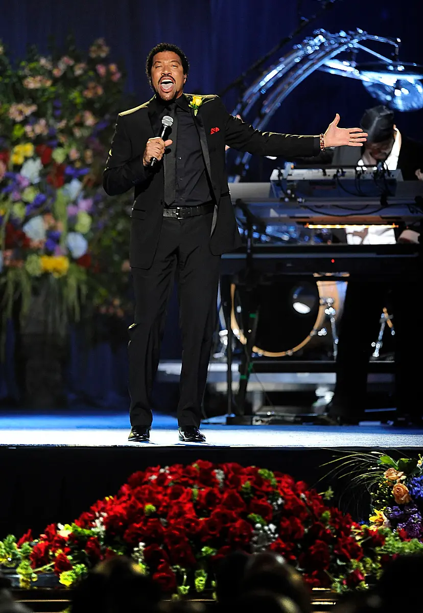 MJM604-PEOPLE-JACKSON-0707-11-JPG6746644392165626294