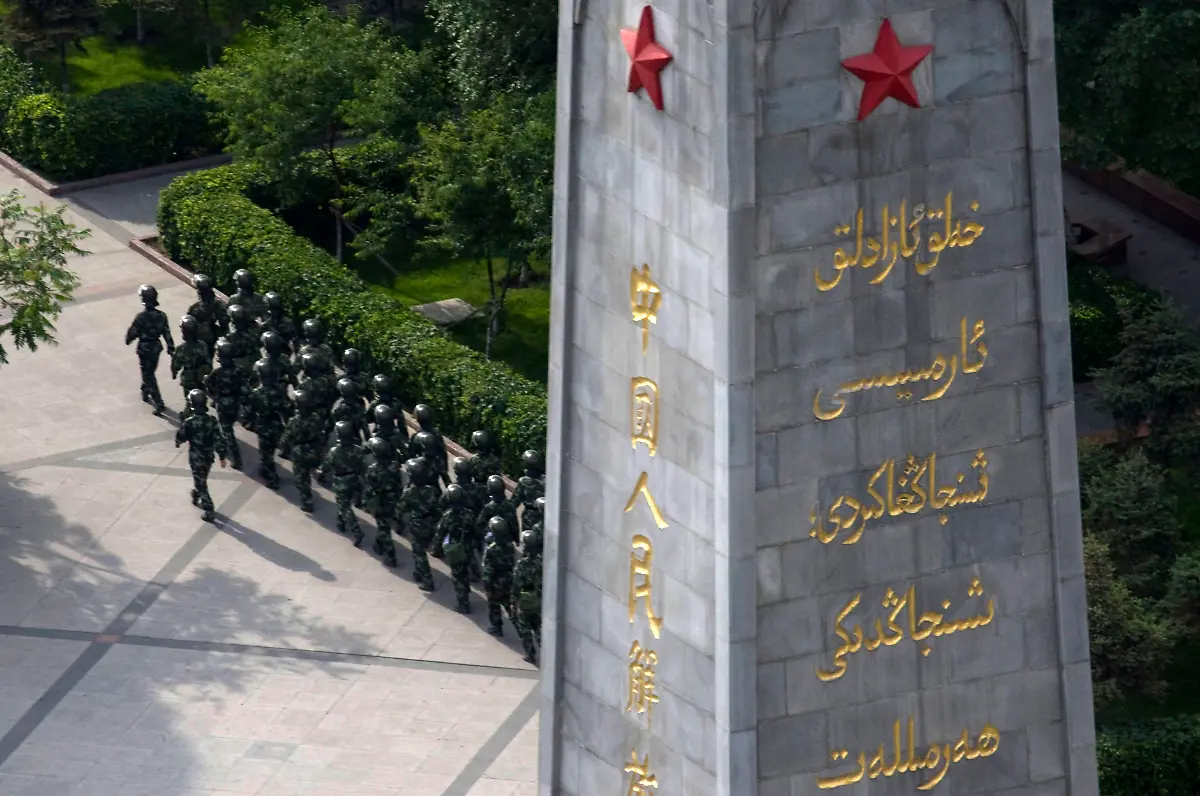 China-Protest-XHG101-jpg2079779536123908136