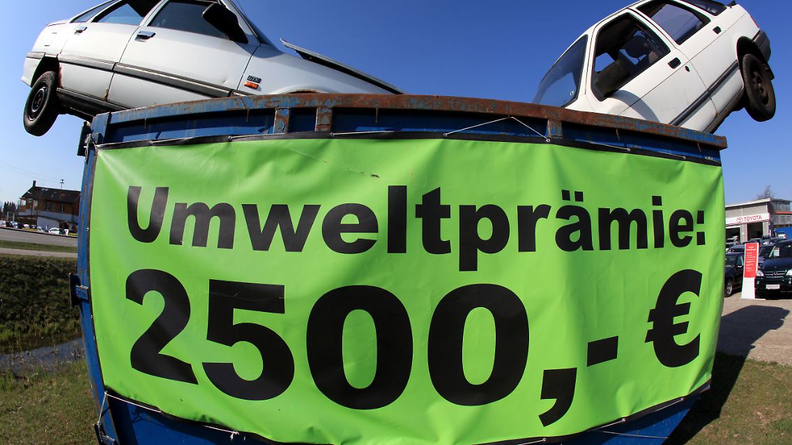 2500 Euro Abwrackprämie müssen laut dem Essener Landessozialgericht als Einkommen gesehen werden.