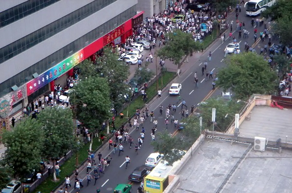China-Protest-XGB111-jpg8287065540046167730