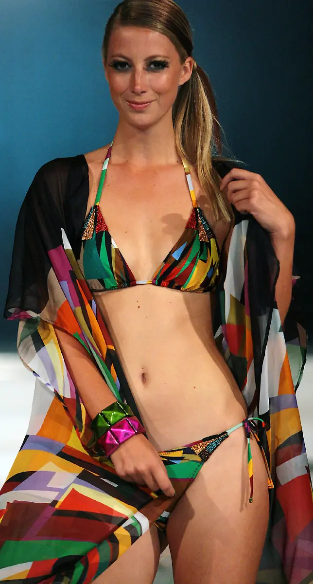 2l110358-jpg1845162557839318512