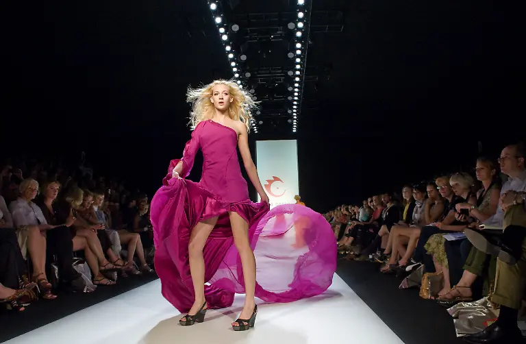 2l115942-jpg7584573958248913111