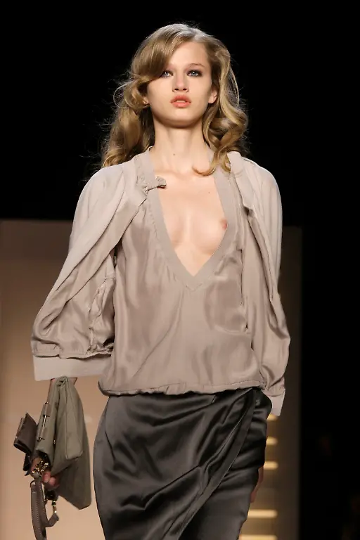 TOB04-GERMANY-0701-03-JPG5410818439115037208