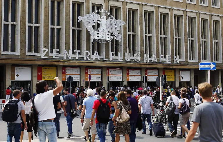 2l0c0617-jpg9041594175059422689