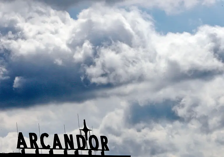 DEU-Arcandor-Karstadt-Metro-FRA106-jpg2389106731761357272