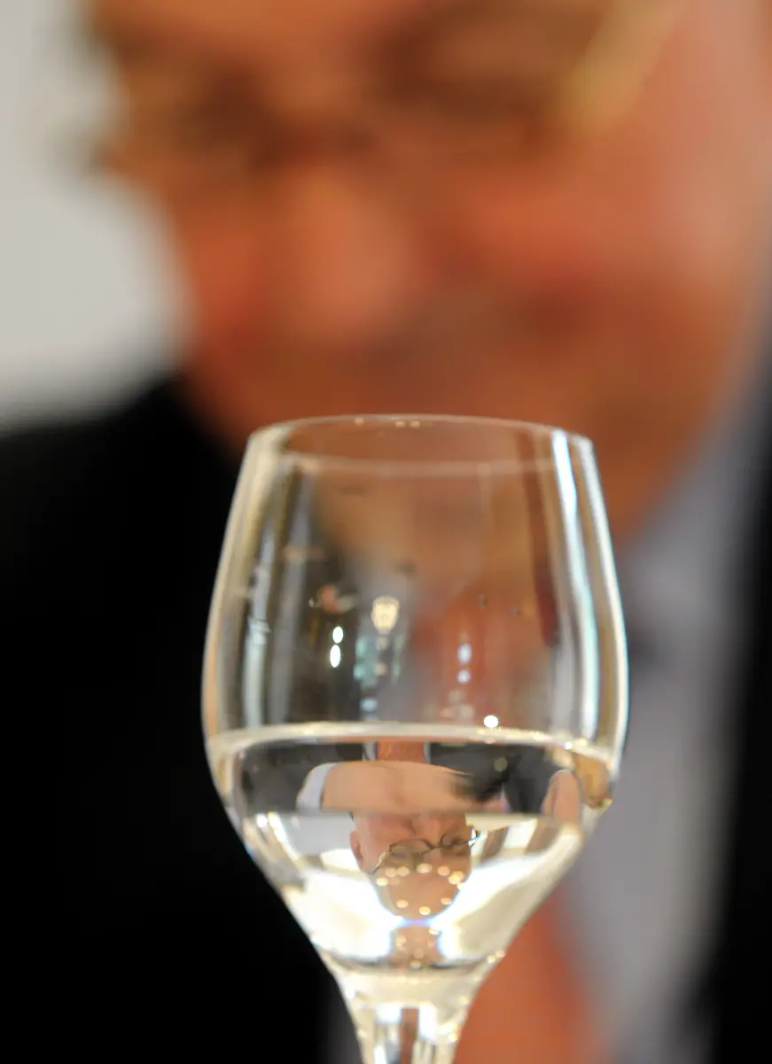 DEU-KLIMA-FORSCHUNG-INSTITUT-POT105-jpg3005029750765275391