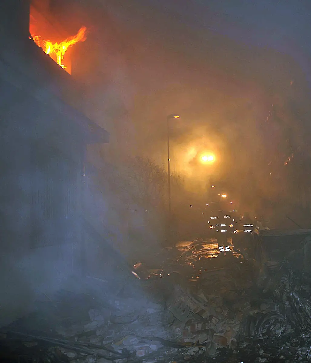 2kyw5758-jpg6560265103817843780