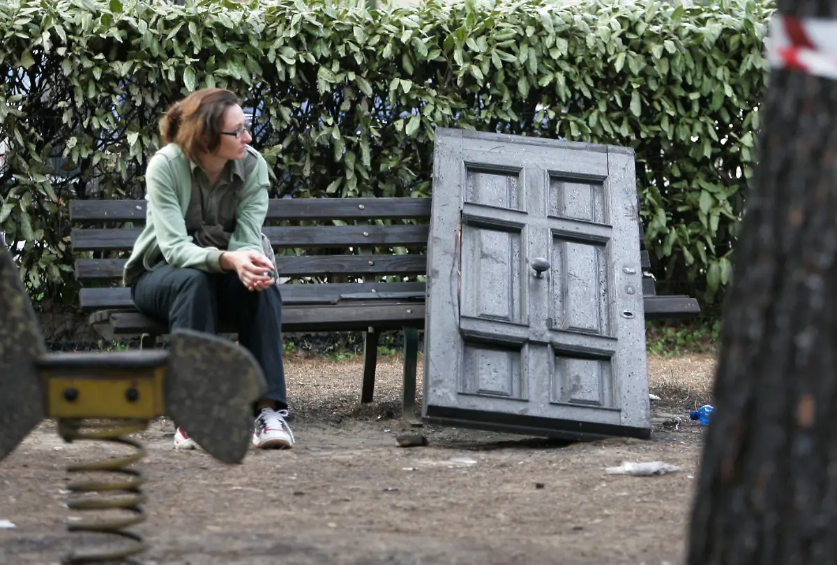 1246347502486-Italy-Train-Derailed-GB111-jpg6433330327060654138