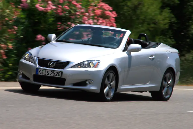 Lexus-IS-250C