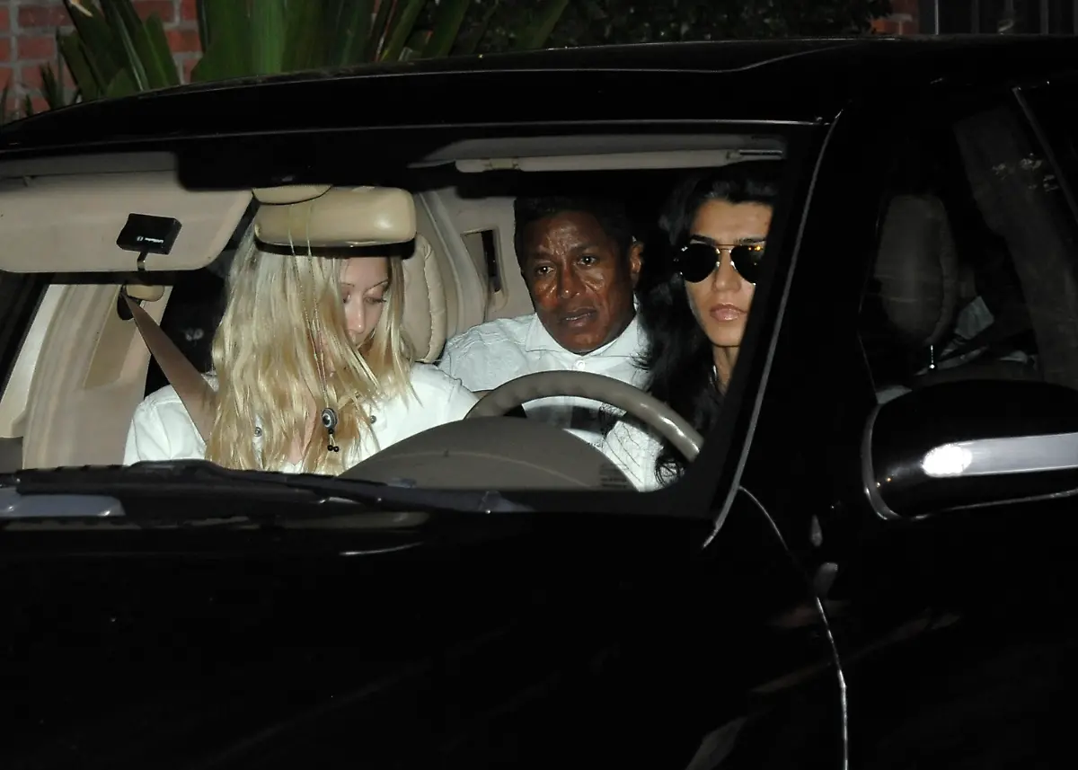 Obit-Michael-Jackson-CADS114-jpg1054079422546268849