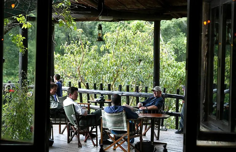 Touristen-Terrasse-Mara-Safari-club-Kenia
