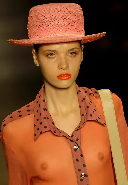 Brazil-Fashion-XNA116-jpg8031384478755809869