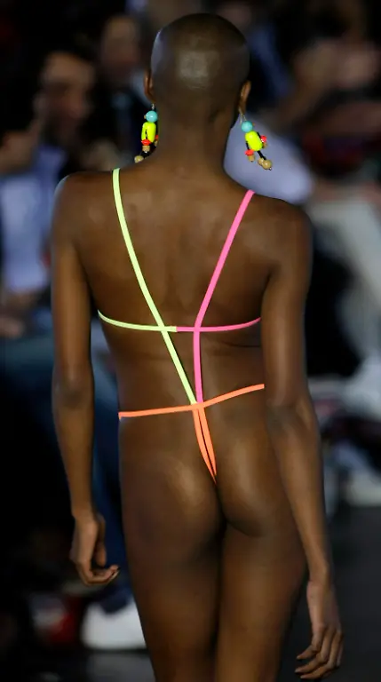Brazil-Fashion-XNA109-jpg6613356954165782593