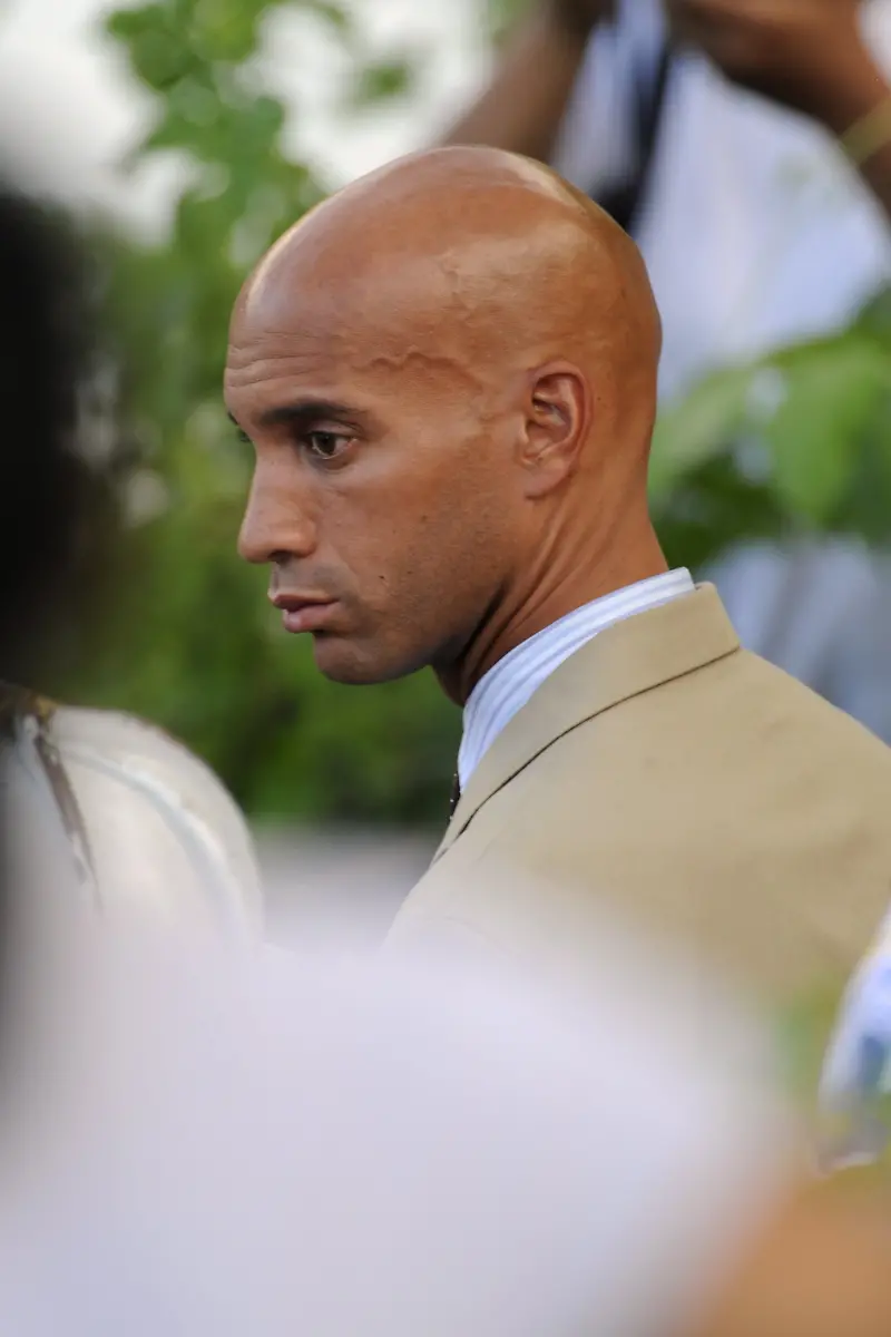 2ku53126-jpg1037070787351241537