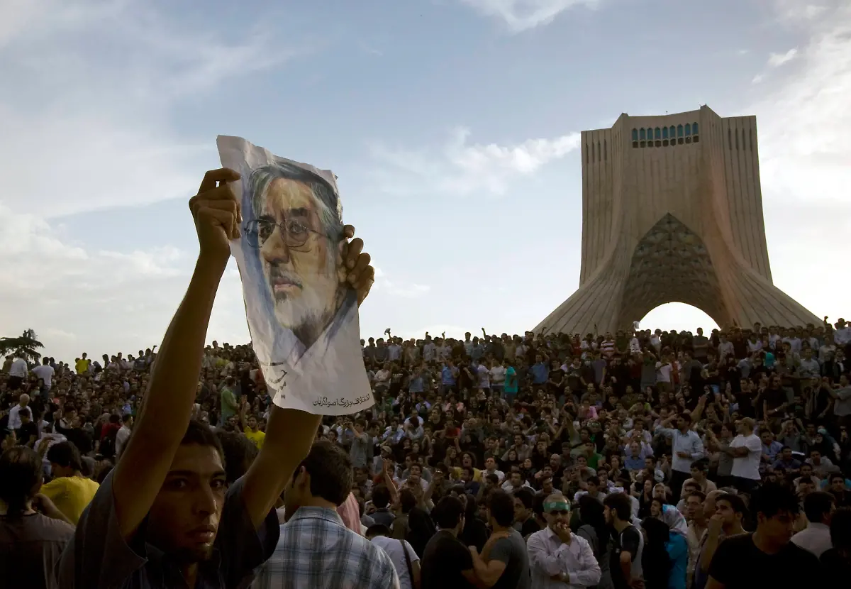 TEH112-IRAN-ELECTION-0616-11-JPG995817201746155734