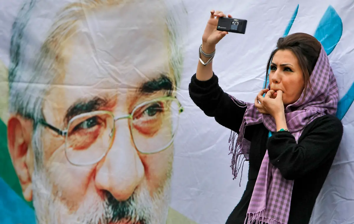 Iran-Medien-Twitter-FRA503-jpg4231823632659624509