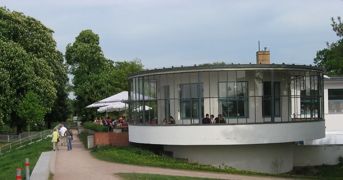 Kornhaus-Dessau-Bauhaus