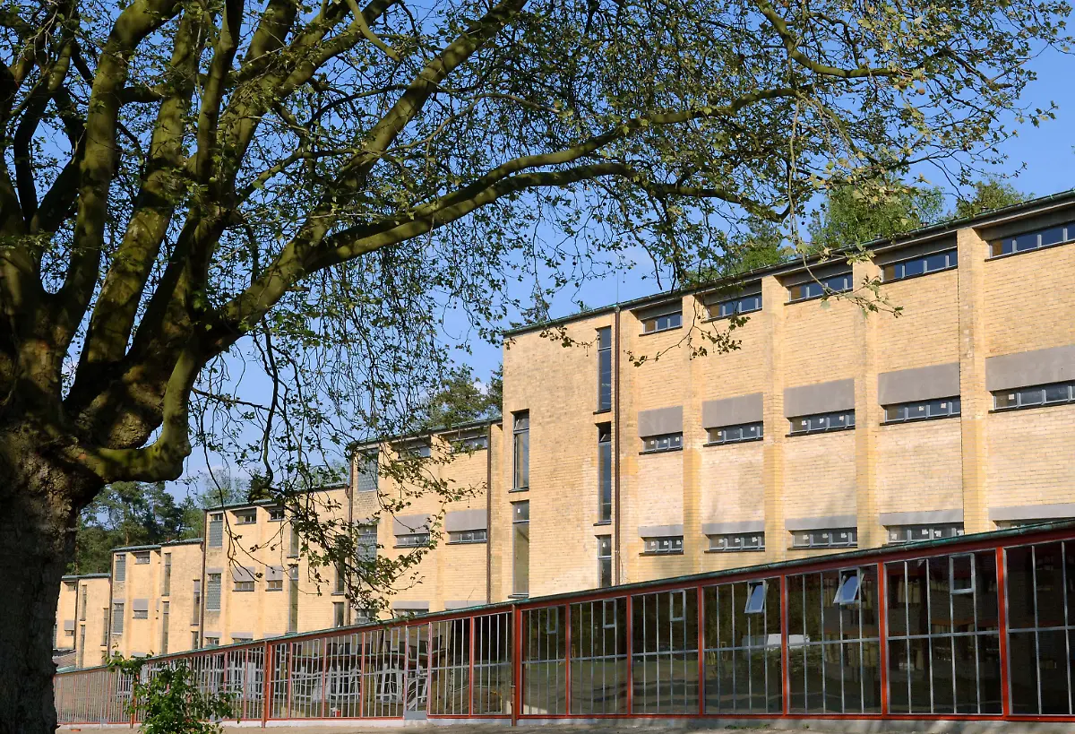 Gewerkschaftsschule-bernau-bauhaus-aussen