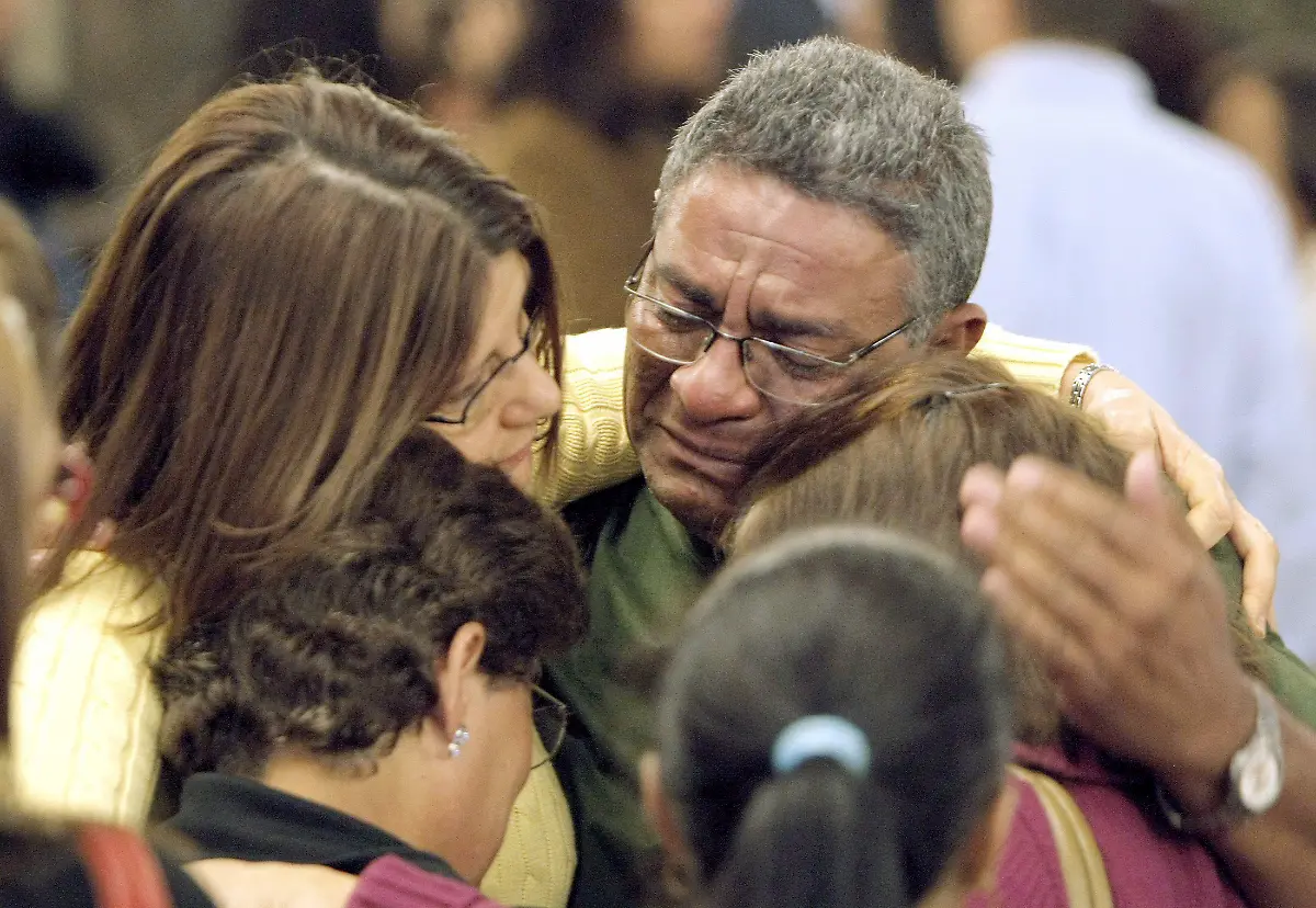 2khv0257-jpg2011638944846497731