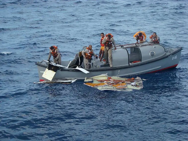 2kjx1036-jpg461211675888703604