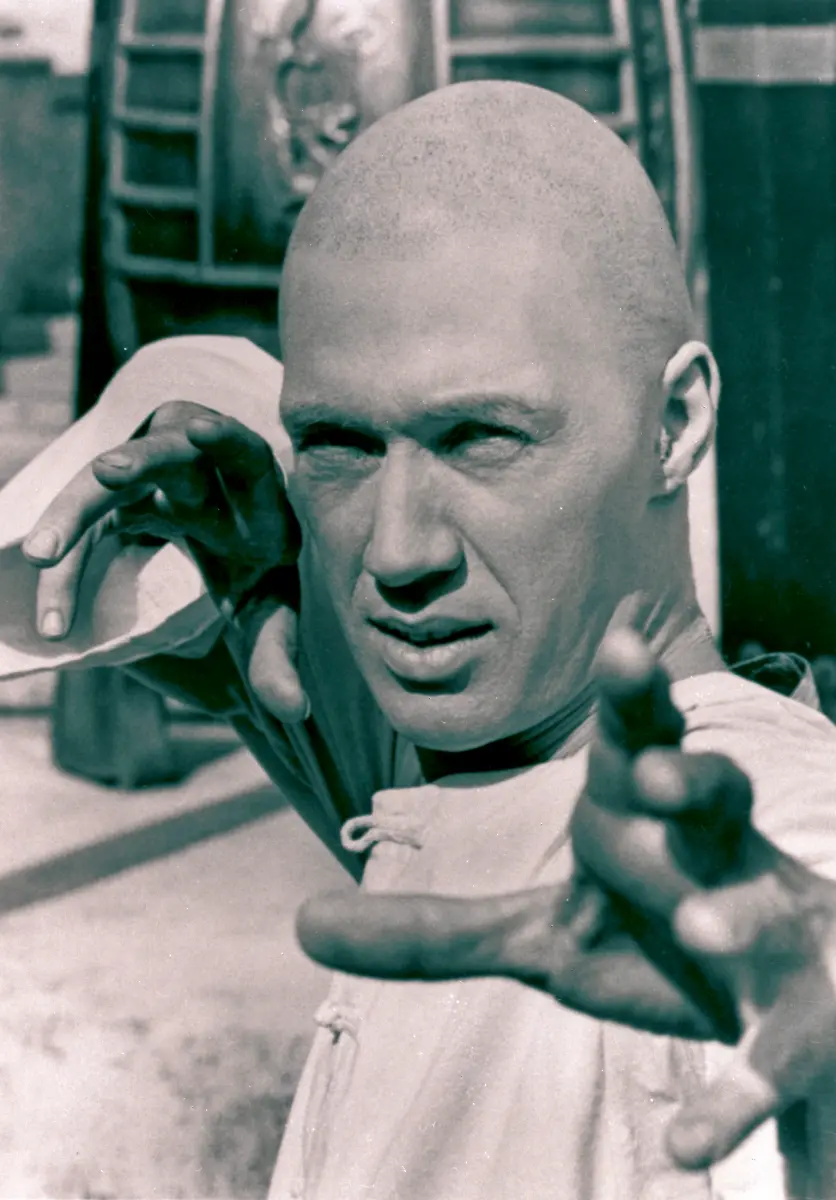 Obit-Carradine-NY118-jpg3299874959826969344