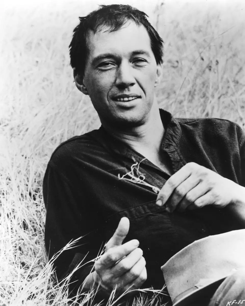 Obit-Carradine-NYDC107-jpg475457408149851229