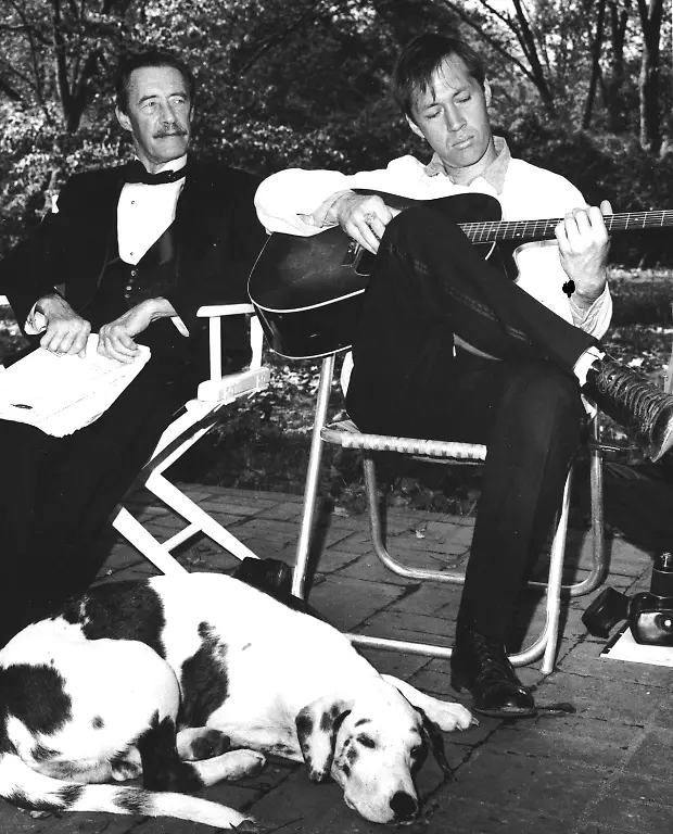 Obit-Carradine-NYDC105-jpg4123639691346620222