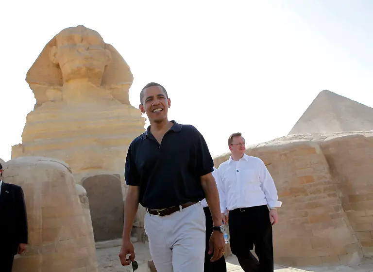Obama-EGGH140-jpg6031981838439733238