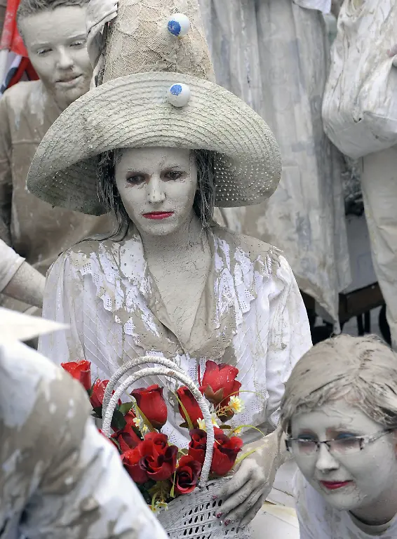 2kf35452-jpg7207199614460830704