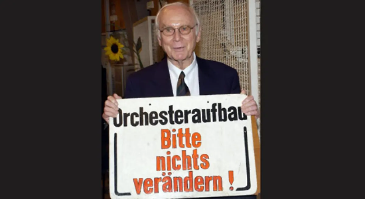 Das-kann-mit-den-kleinsten-Anlaessen-beginnen-beim-schiefen-Bild-im-Wartezimmer-das-man-doch-nur-zurechtruecken-wollte-und-dabei-ein-Truemmerfeld-hinterlaesst