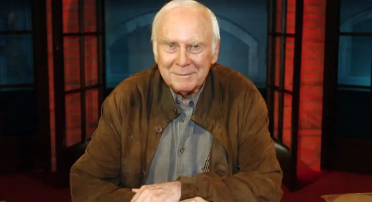 Dabei-besitzt-Loriot-immer-noch-genuegend-Selbstironie-auch-nicht-gerade-eine-typisch-deutsche-oder-gar-preussische-Eigenschaft