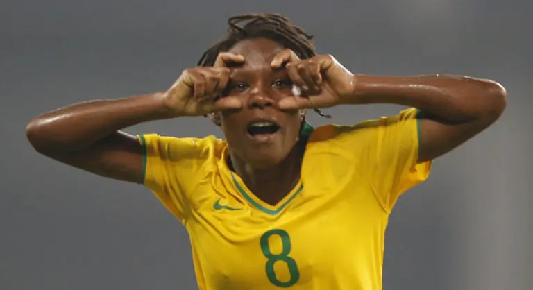 Durchgeblickt-Brasiliens-Fussballerin-Formiga-nach-ihrem-Treffer-gegen-Deutschland-im-Halbfinale