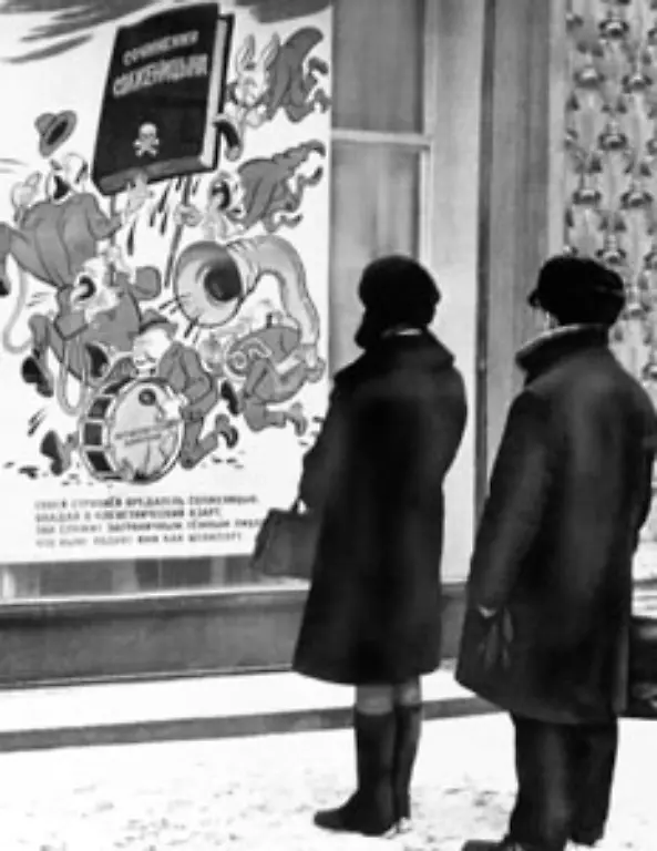 Der-Archipel-Gulag-muss-in-aller-Eile-im-Westen-veroeffentlicht-werden-In-Moskau-wird-gegen-den-Verraeter-Propaganda-gemacht